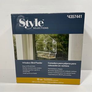 Wild Bird Feeder Window Suction Cups Easy Clean and Fill Feathered Friends NEW